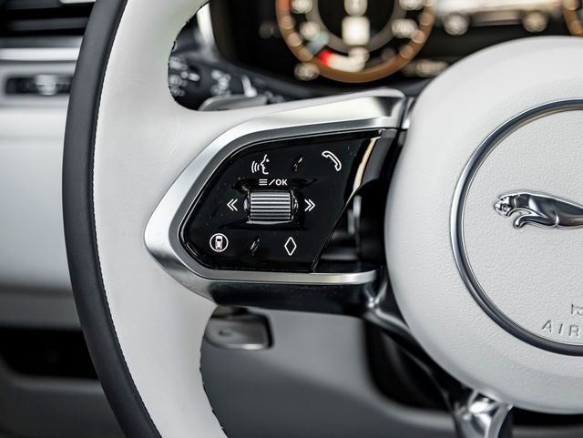 2026 Jaguar F-PACE P250 R-Dynamic S