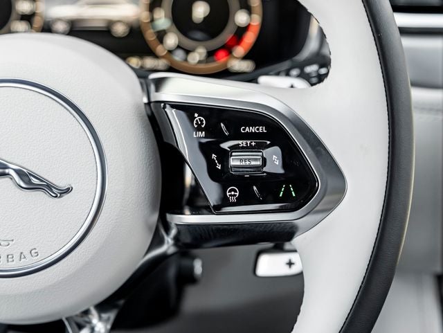 2026 Jaguar F-PACE P250 R-Dynamic S