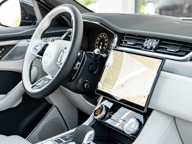 2026 Jaguar F-PACE P250 R-Dynamic S