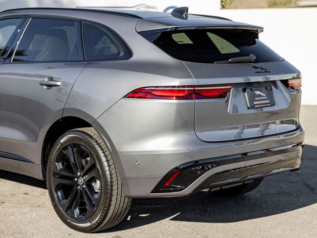 2025 Jaguar F-PACE P250 R-Dynamic S