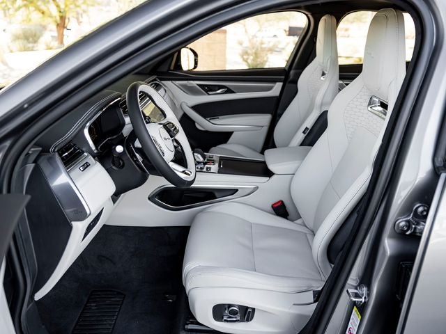 2025 Jaguar F-PACE P250 R-Dynamic S