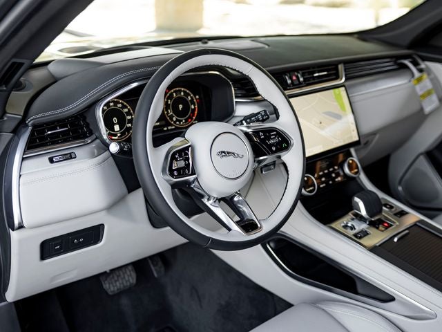 2025 Jaguar F-PACE P250 R-Dynamic S