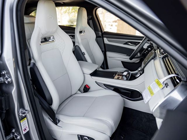 2025 Jaguar F-PACE P250 R-Dynamic S