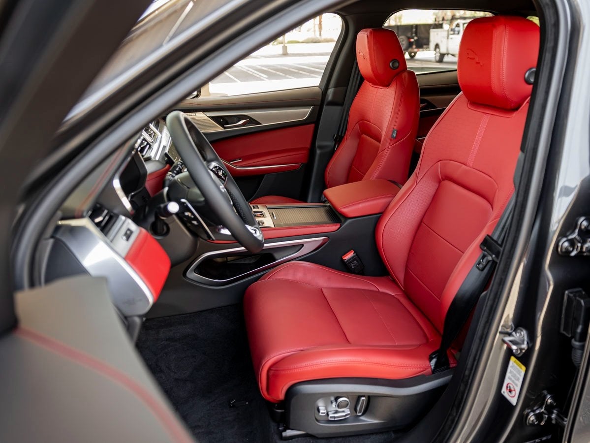 2026 Jaguar F-PACE P250 R-Dynamic S