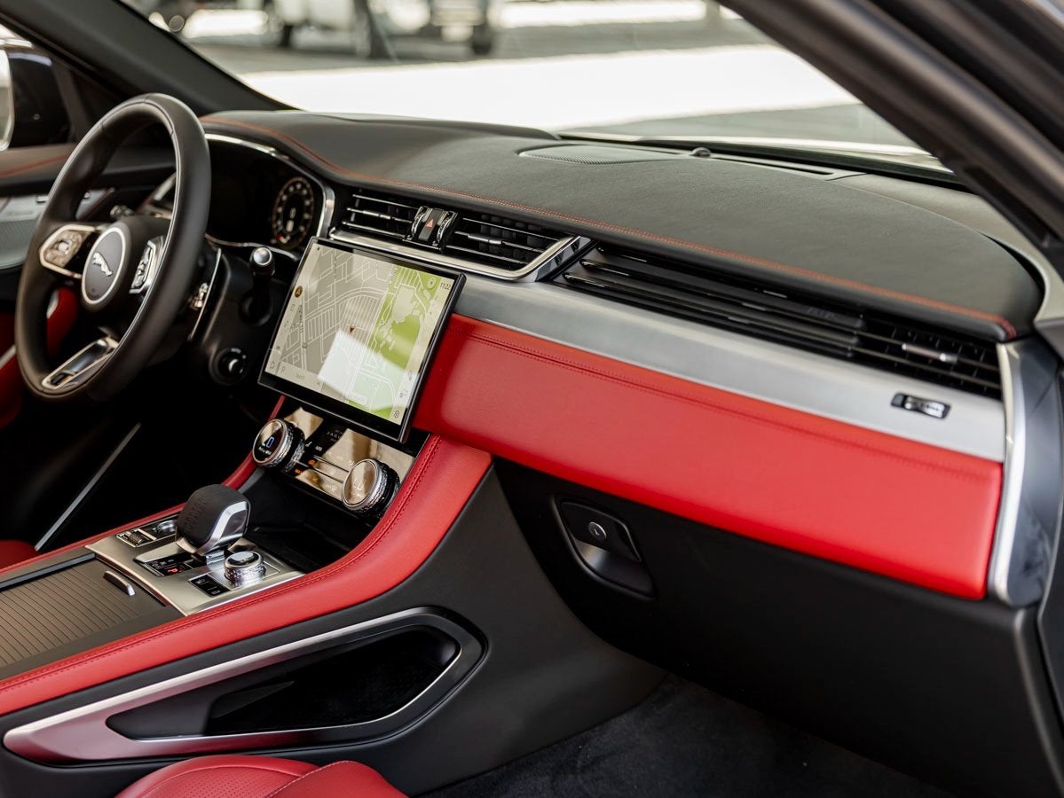 2026 Jaguar F-PACE P250 R-Dynamic S