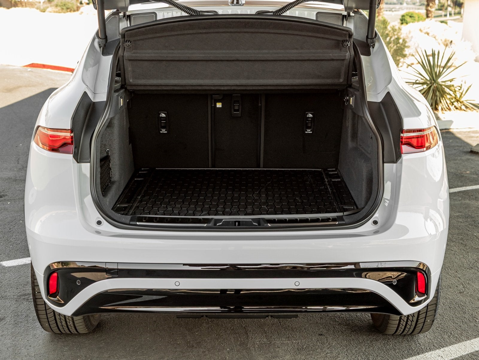 2026 Jaguar F-PACE P250 R-Dynamic S