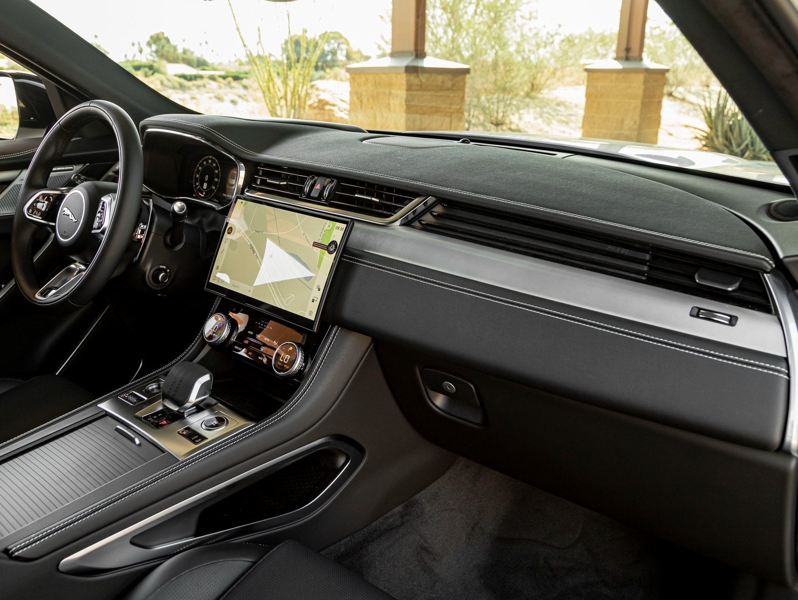 2026 Jaguar F-PACE P250 R-Dynamic S