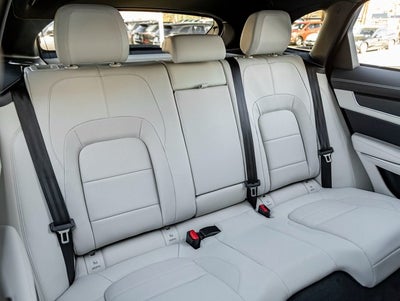 2026 Jaguar F-PACE P250 R-Dynamic S R- Dynamic S