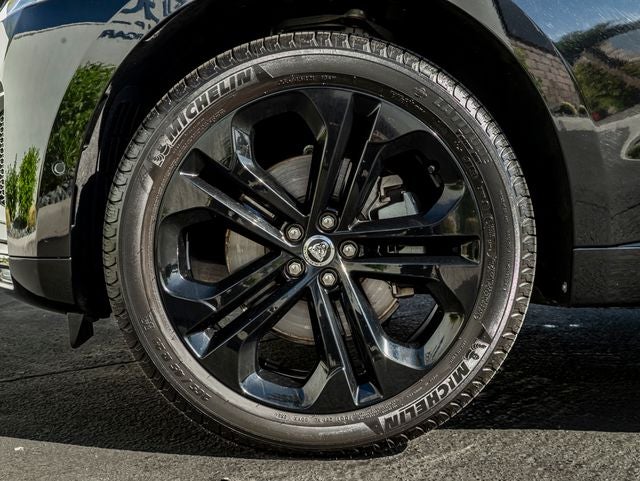 2025 Jaguar F-PACE P250 R-Dynamic S