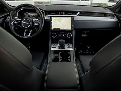 2025 Jaguar F-PACE P250 R-Dynamic S