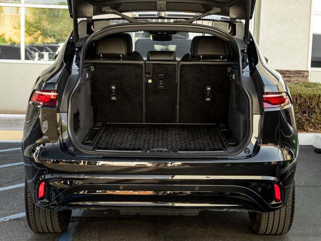 2025 Jaguar F-PACE P250 R-Dynamic S