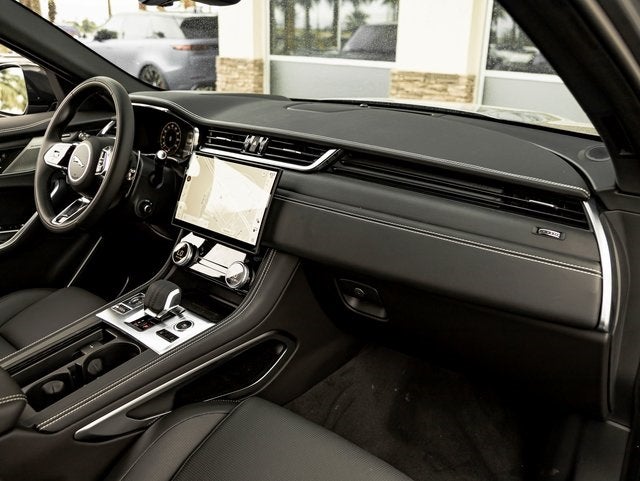 2026 Jaguar F-PACE P250 R-Dynamic S