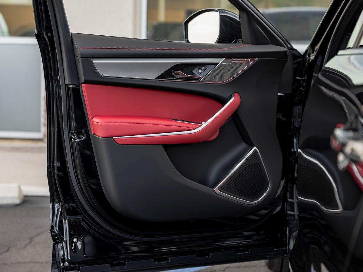 2026 Jaguar F-PACE P250 R-Dynamic S