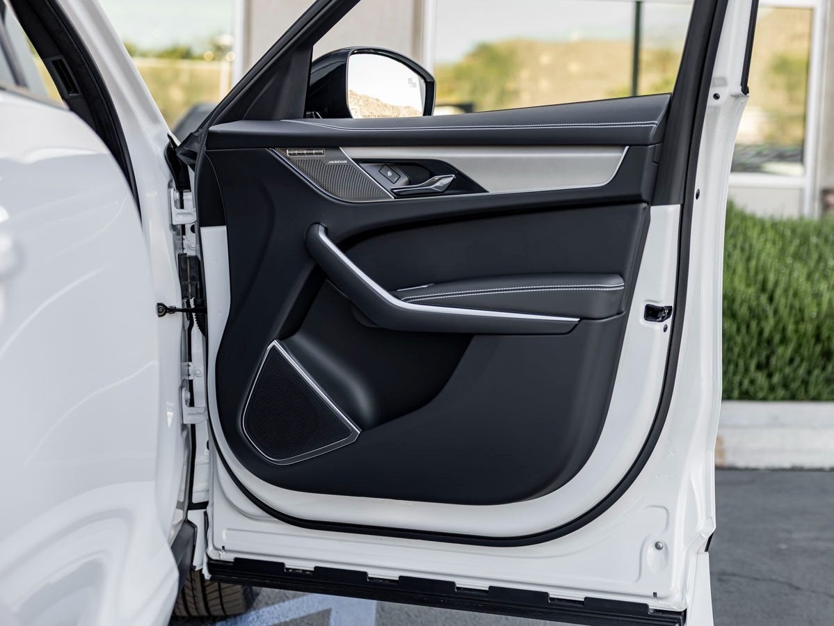 2026 Jaguar F-PACE P250 R-Dynamic S