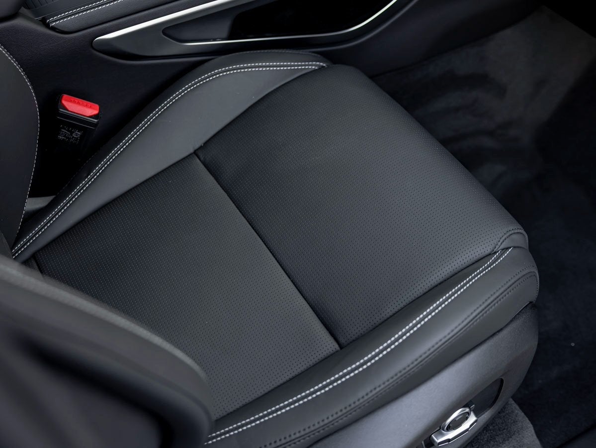 2026 Jaguar F-PACE P250 R-Dynamic S