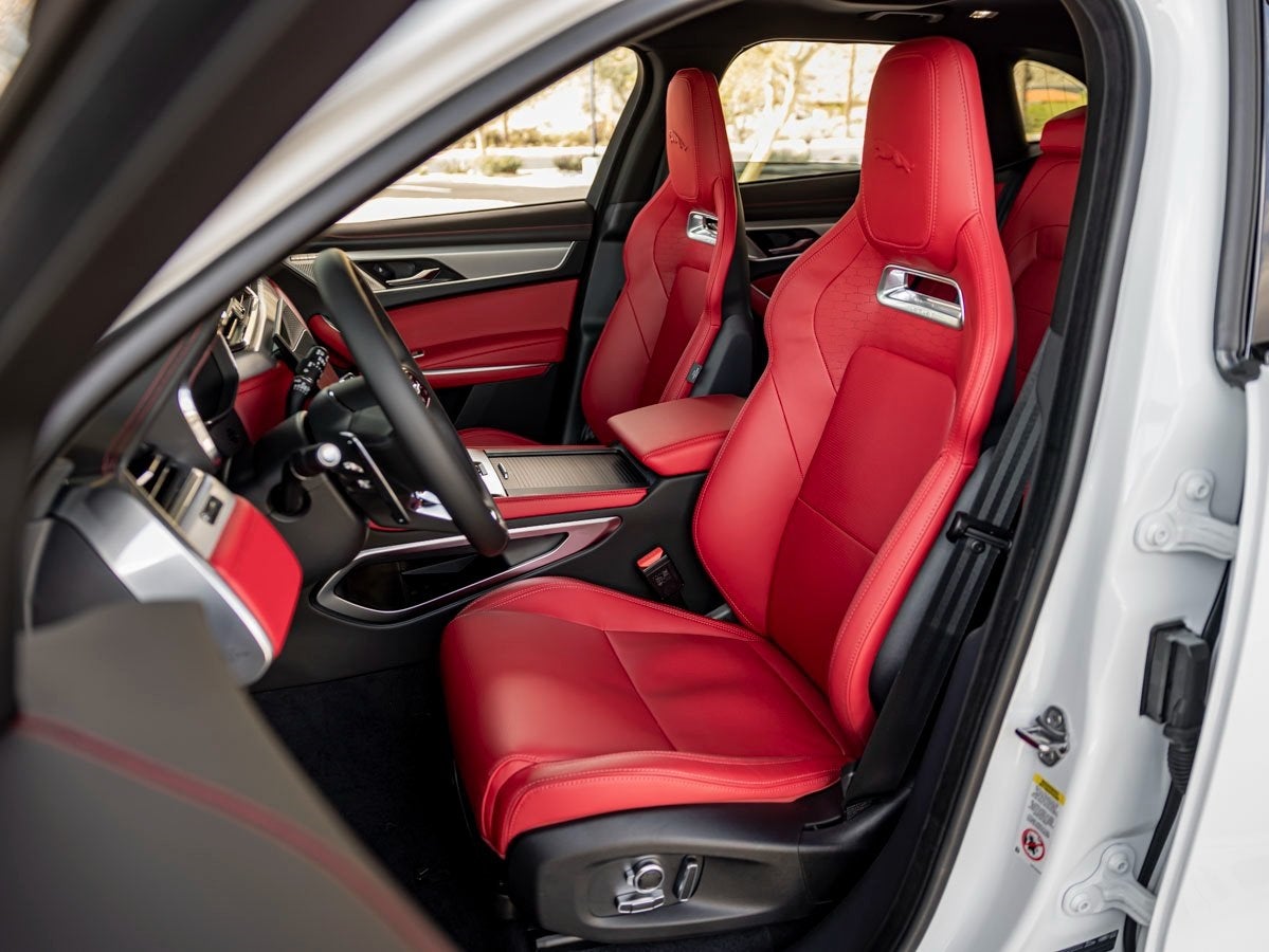 2026 Jaguar F-PACE P250 R-Dynamic S