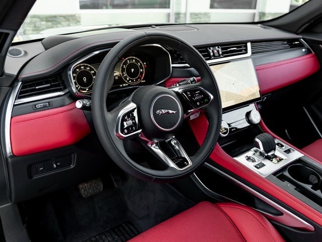 2026 Jaguar F-PACE P250 R-Dynamic S