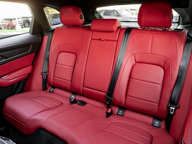 2026 Jaguar F-PACE P250 R-Dynamic S