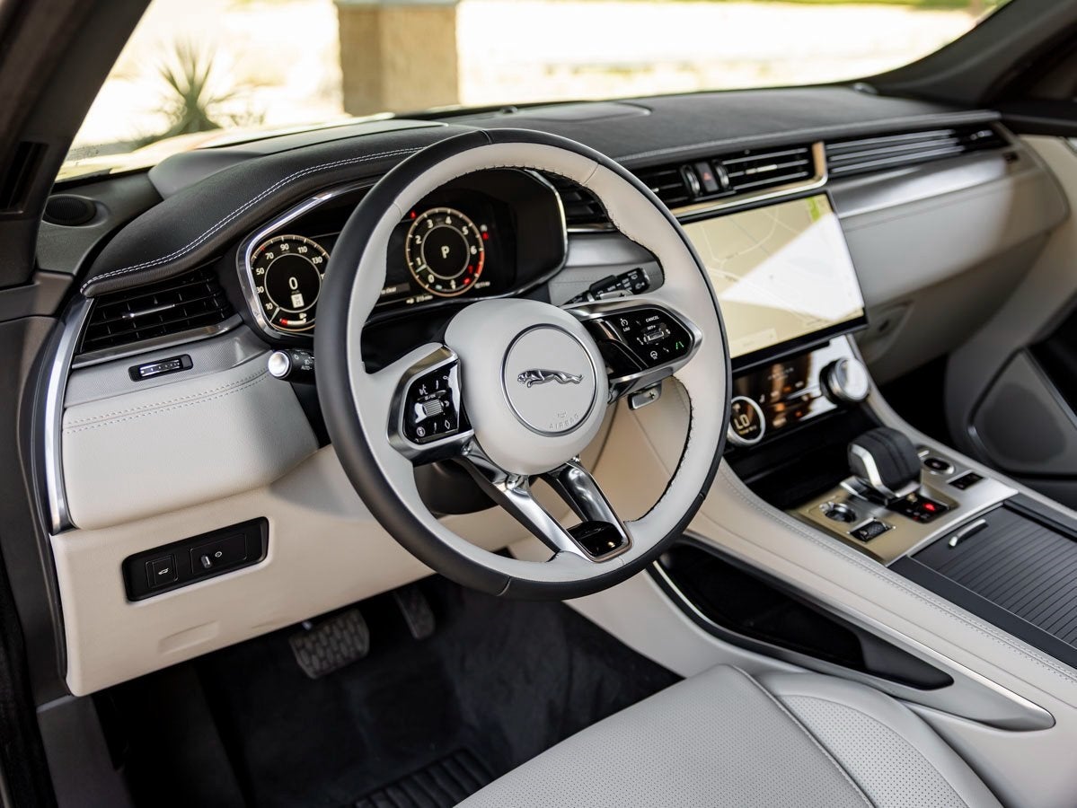 2026 Jaguar F-PACE P250 R-Dynamic S