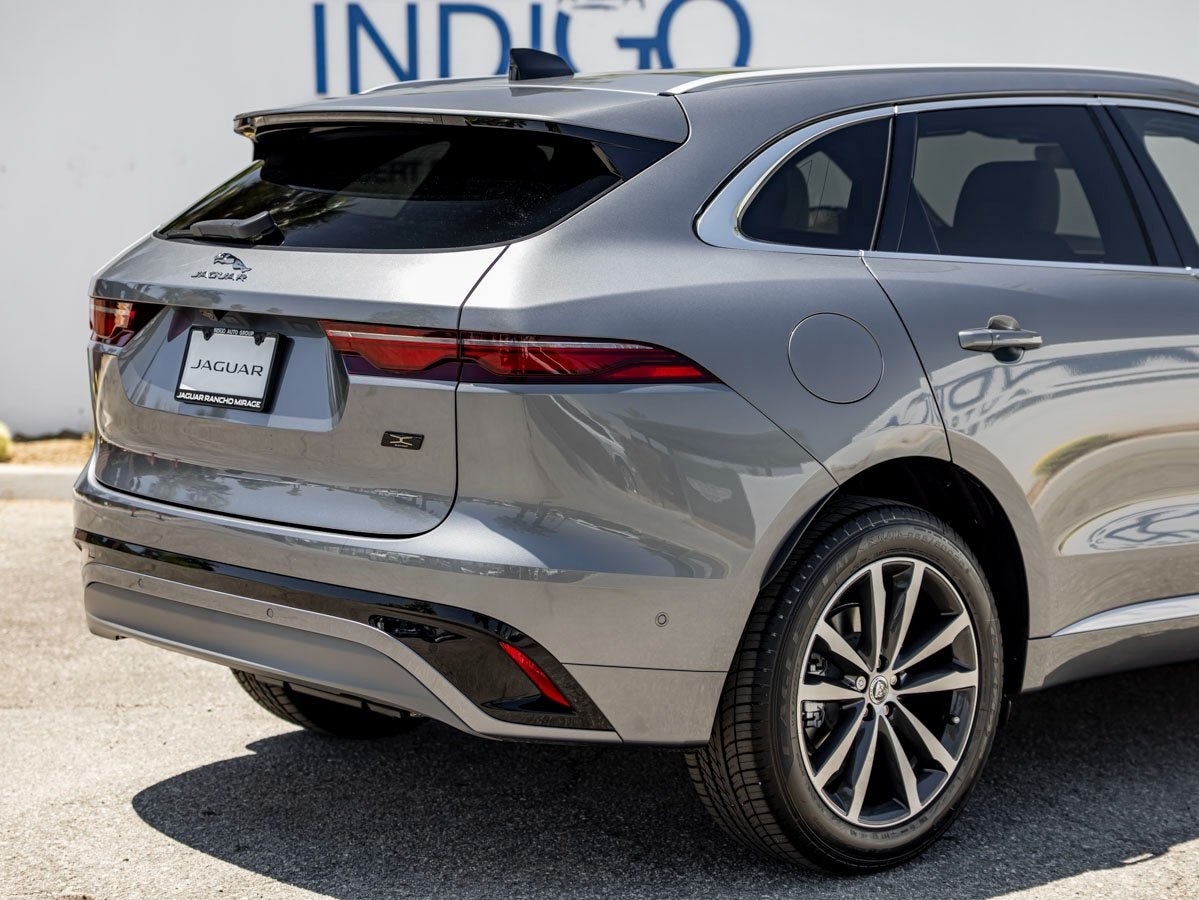 2026 Jaguar F-PACE P250 R-Dynamic S