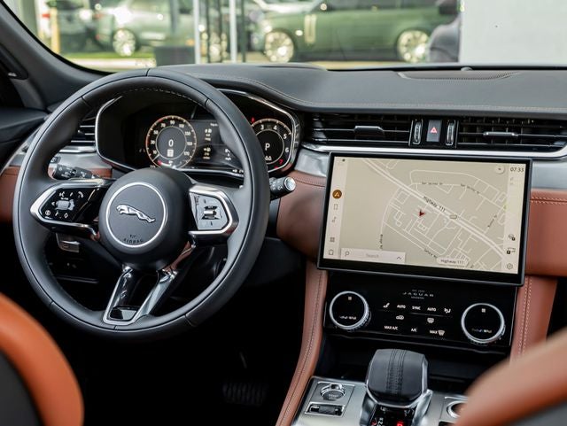 2026 Jaguar F-PACE P250 R-Dynamic S