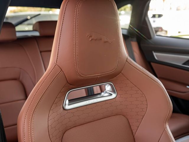 2026 Jaguar F-PACE P250 R-Dynamic S