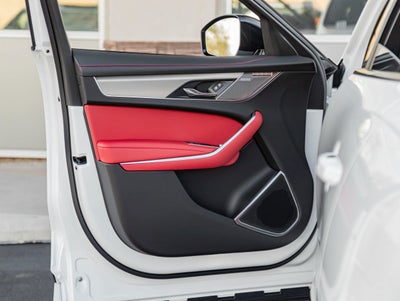 2025 Jaguar F-PACE P400 R-Dynamic S