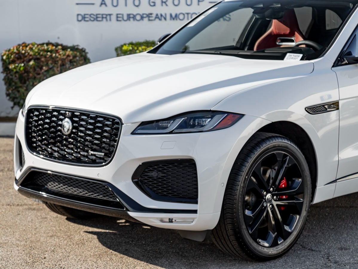 2025 Jaguar F-PACE P400 R-Dynamic S