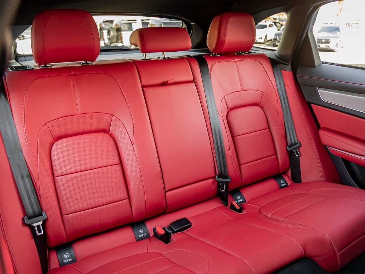 2025 Jaguar F-PACE P400 R-Dynamic S