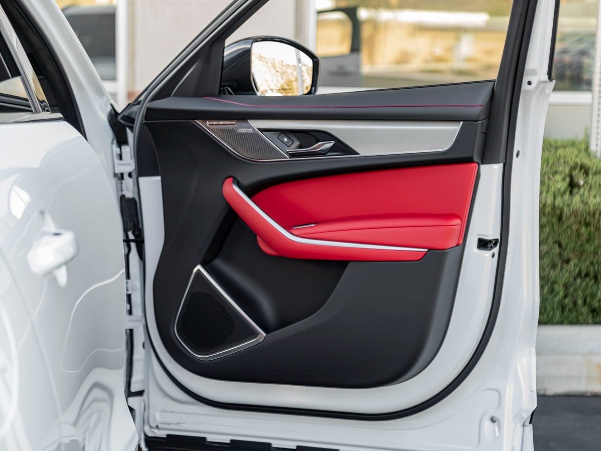 2025 Jaguar F-PACE P400 R-Dynamic S