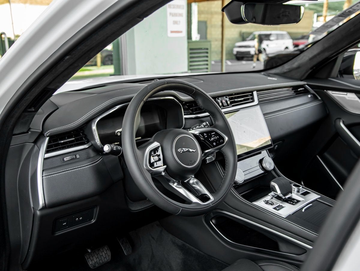 2026 Jaguar F-PACE P400 R-Dynamic S