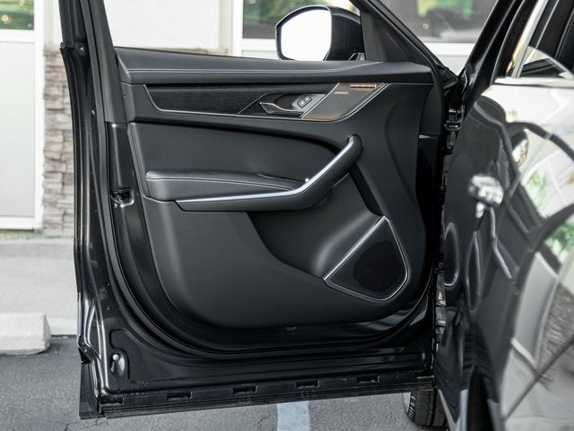 2026 Jaguar F-PACE P400 R-Dynamic S