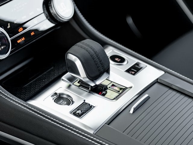 2026 Jaguar F-PACE P400 R-Dynamic S