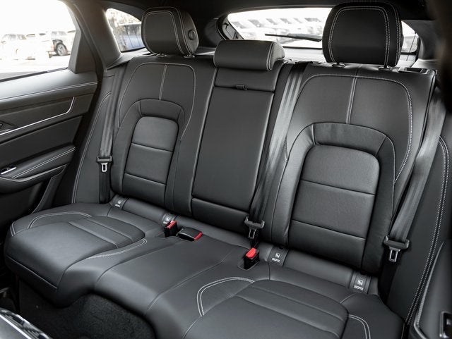 2026 Jaguar F-PACE P400 R-Dynamic S