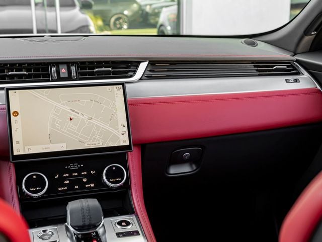 2026 Jaguar F-PACE P400 R-Dynamic S