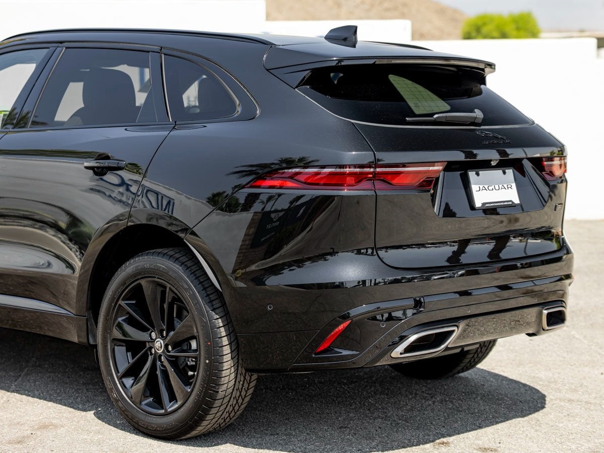 2026 Jaguar F-PACE P400 R-Dynamic S
