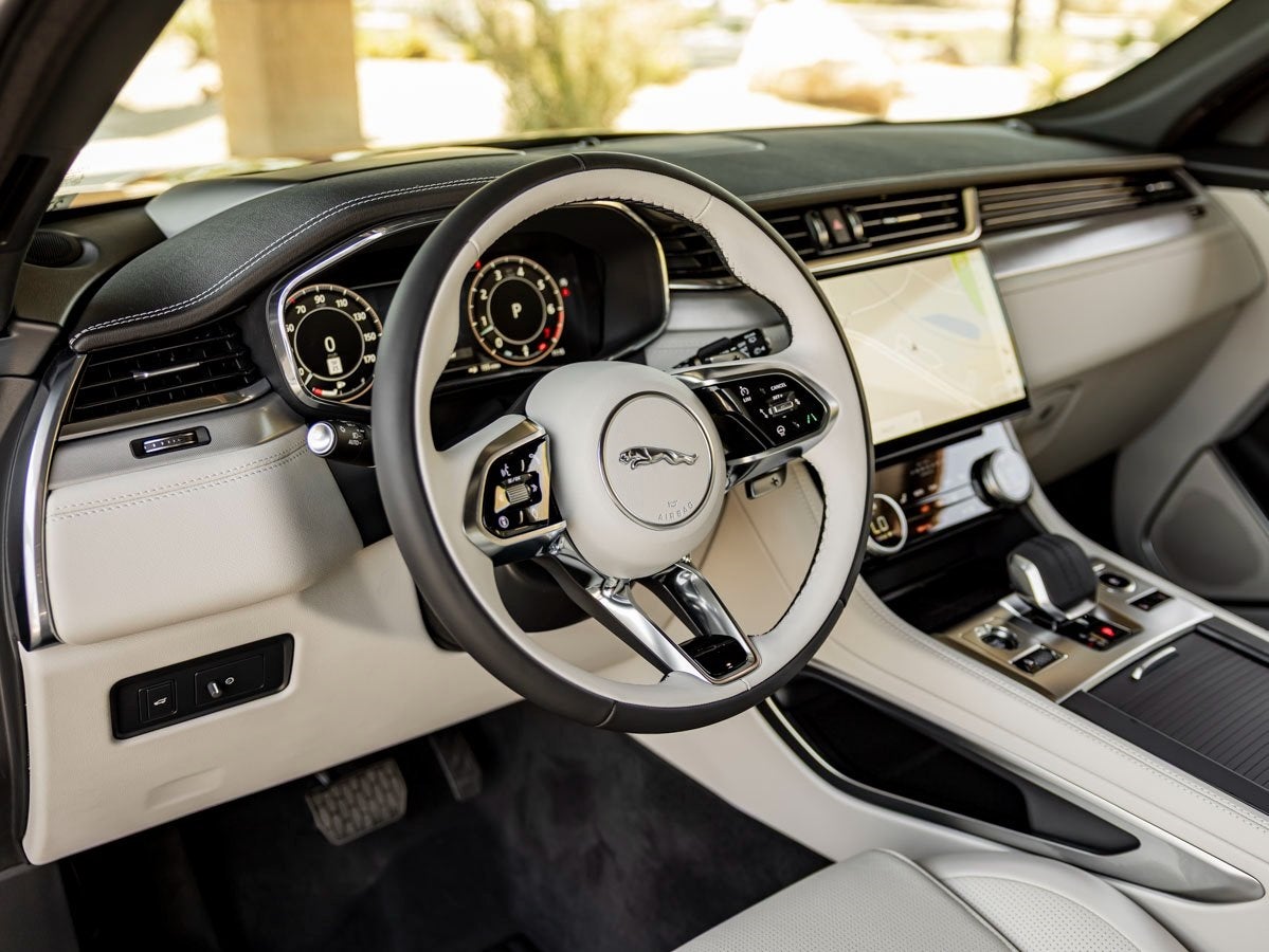 2026 Jaguar F-PACE P400 R-Dynamic S