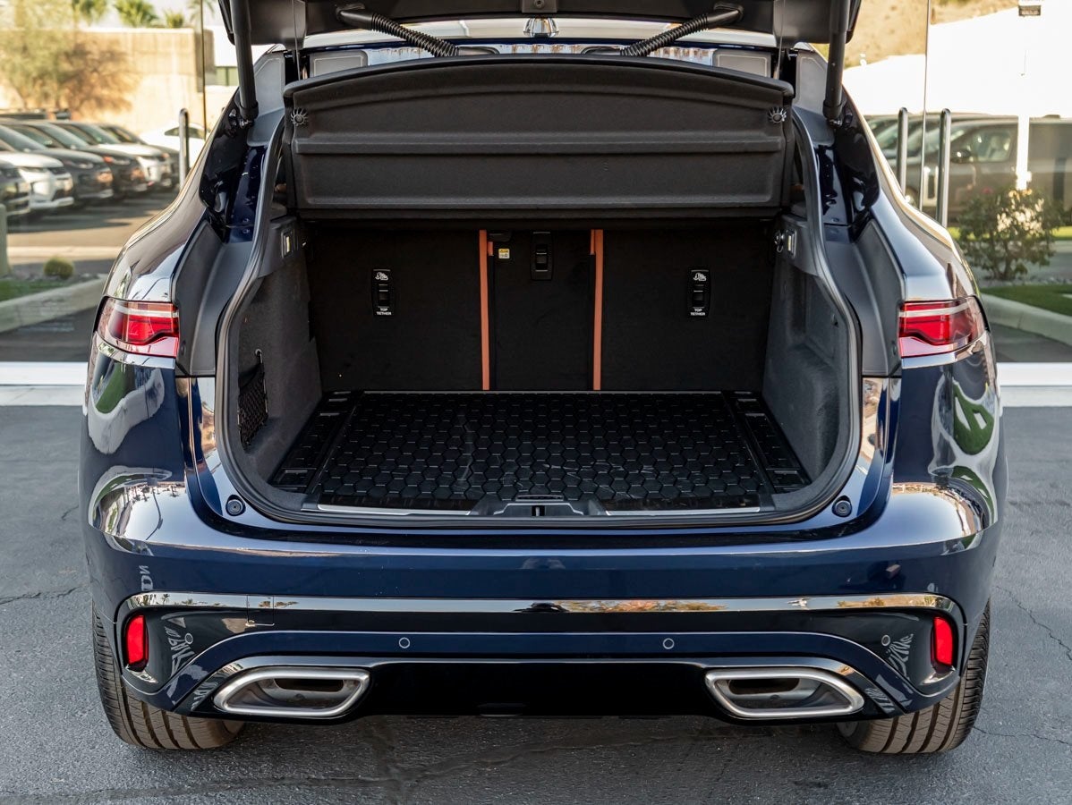 2026 Jaguar F-PACE P400 R-Dynamic S