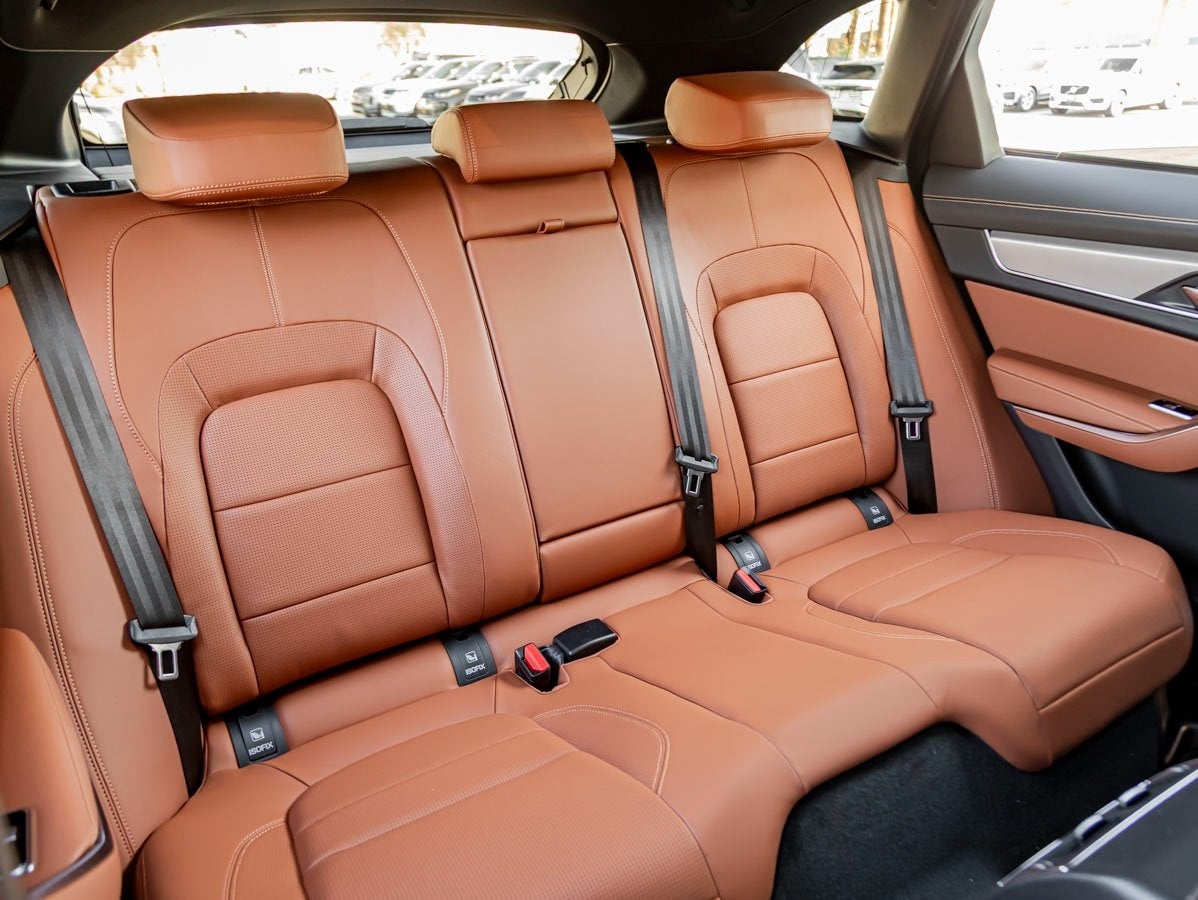 2026 Jaguar F-PACE P400 R-Dynamic S