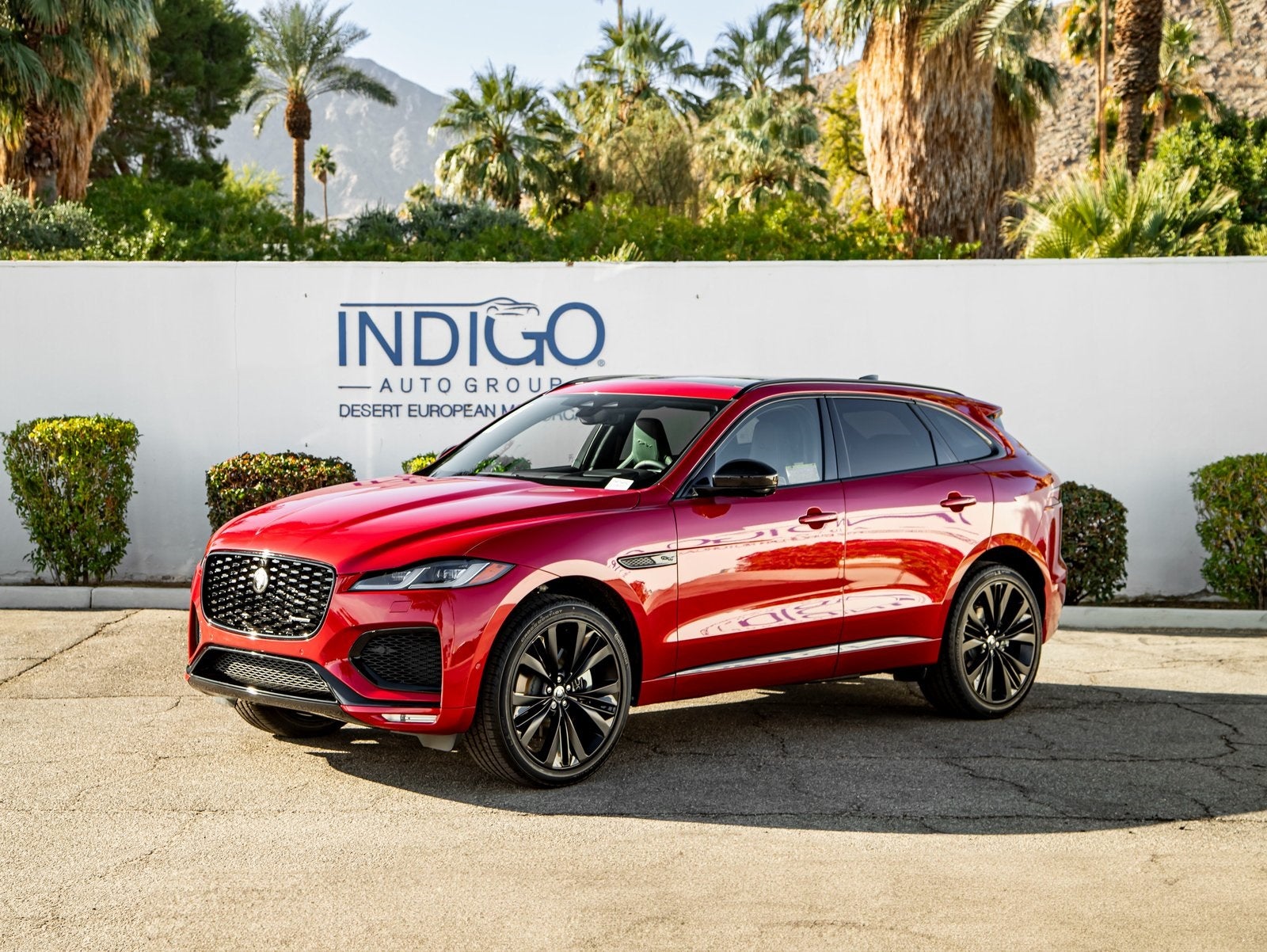 2025 Jaguar F-PACE P400 R-Dynamic S