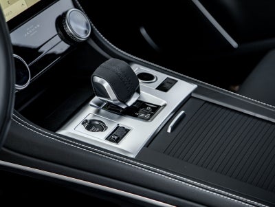 2025 Jaguar F-PACE P400 R-Dynamic S