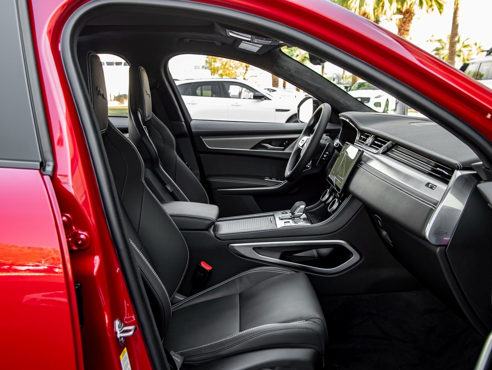 2025 Jaguar F-PACE P400 R-Dynamic S