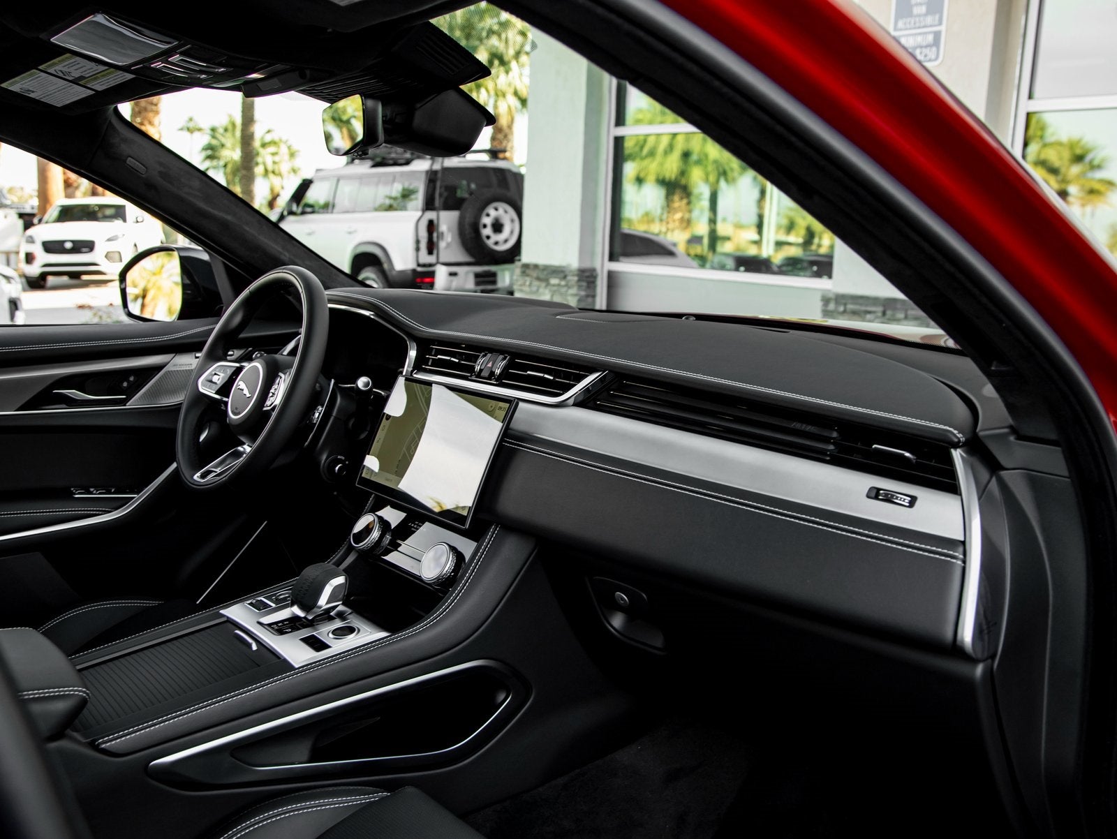 2025 Jaguar F-PACE P400 R-Dynamic S