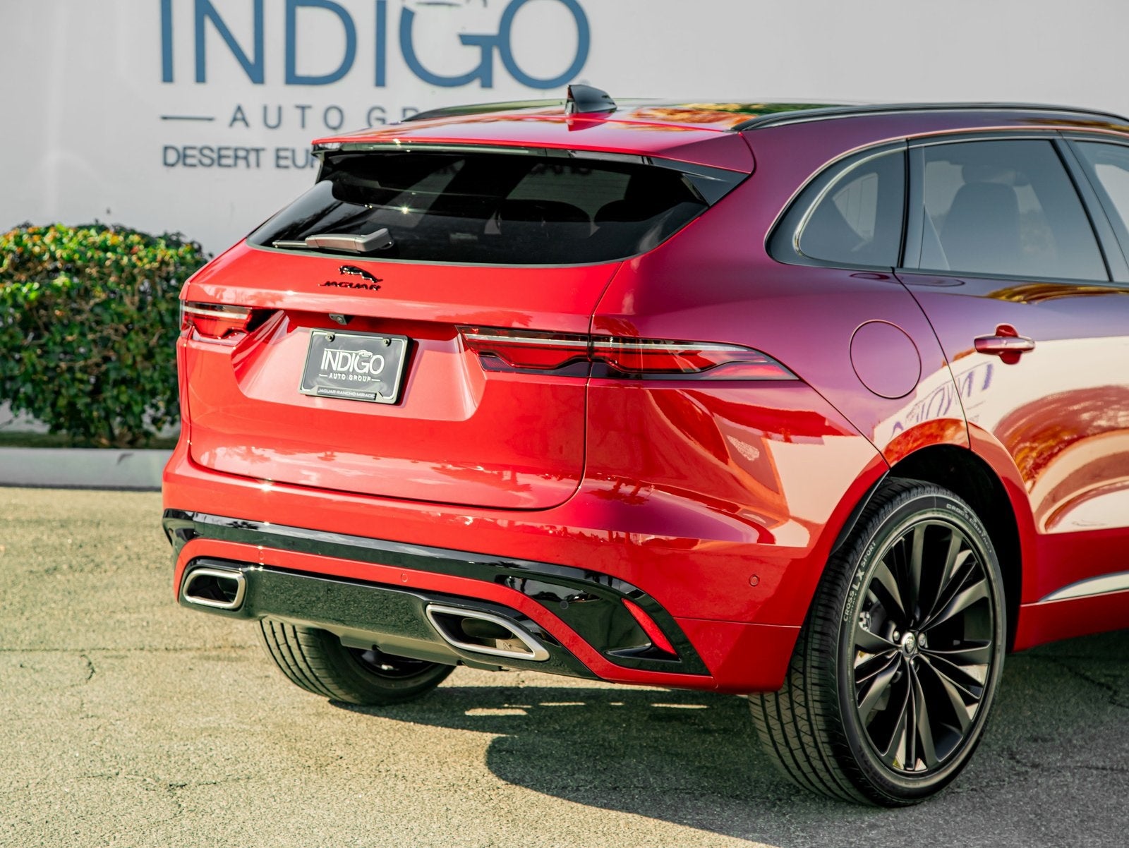 2025 Jaguar F-PACE P400 R-Dynamic S