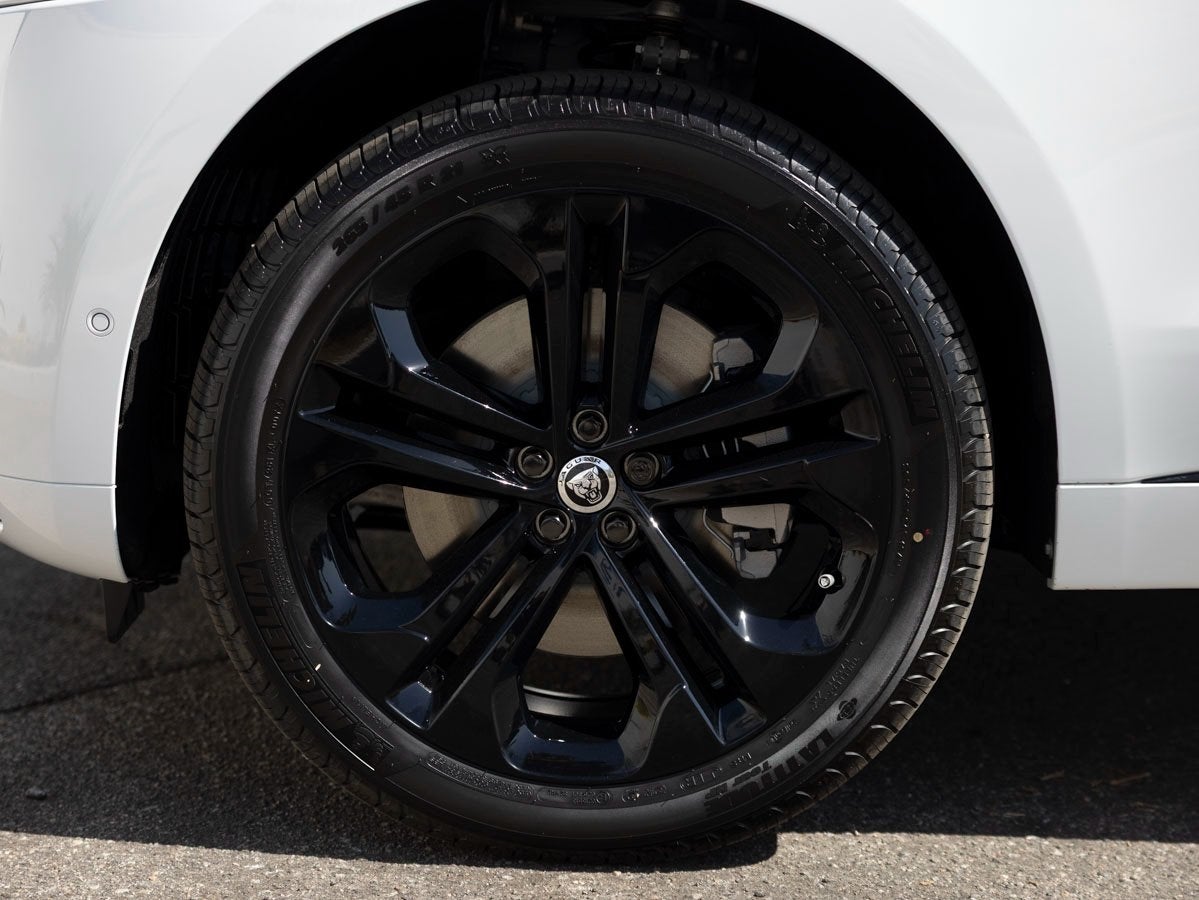 2026 Jaguar F-PACE P400 R-Dynamic S