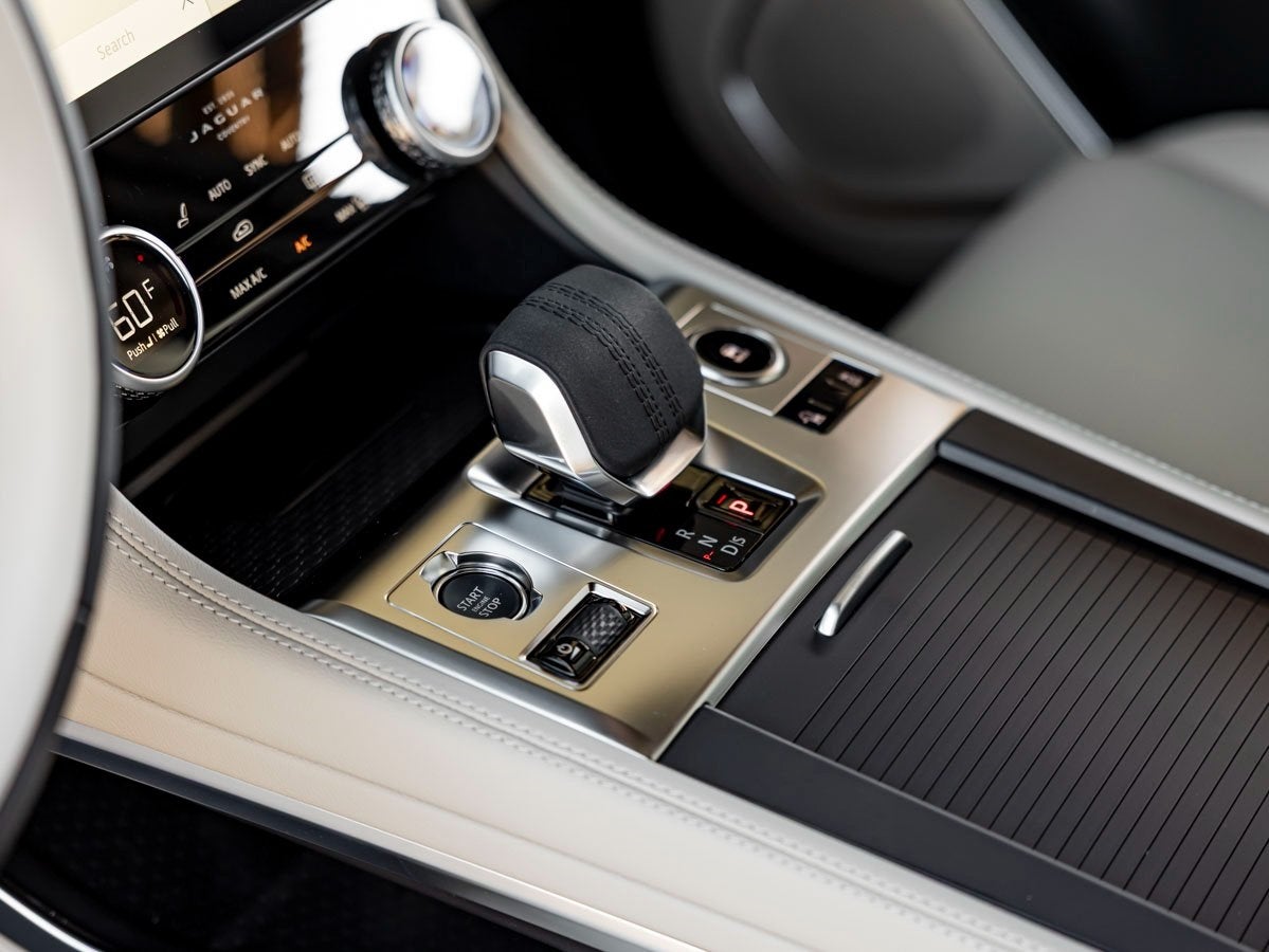 2026 Jaguar F-PACE P400 R-Dynamic S