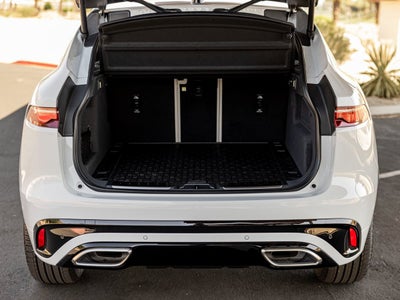 2026 Jaguar F-PACE P400 R-Dynamic S