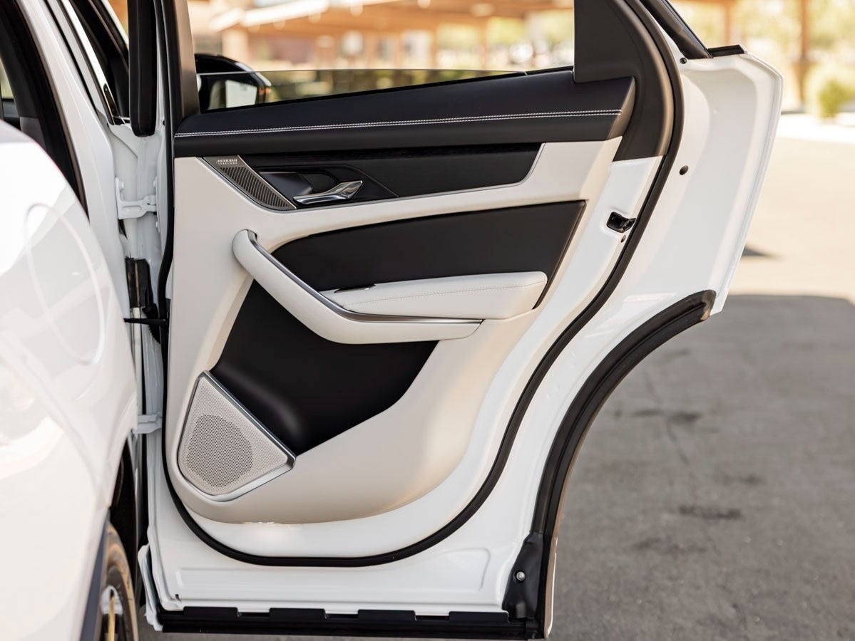 2026 Jaguar F-PACE P400 R-Dynamic S