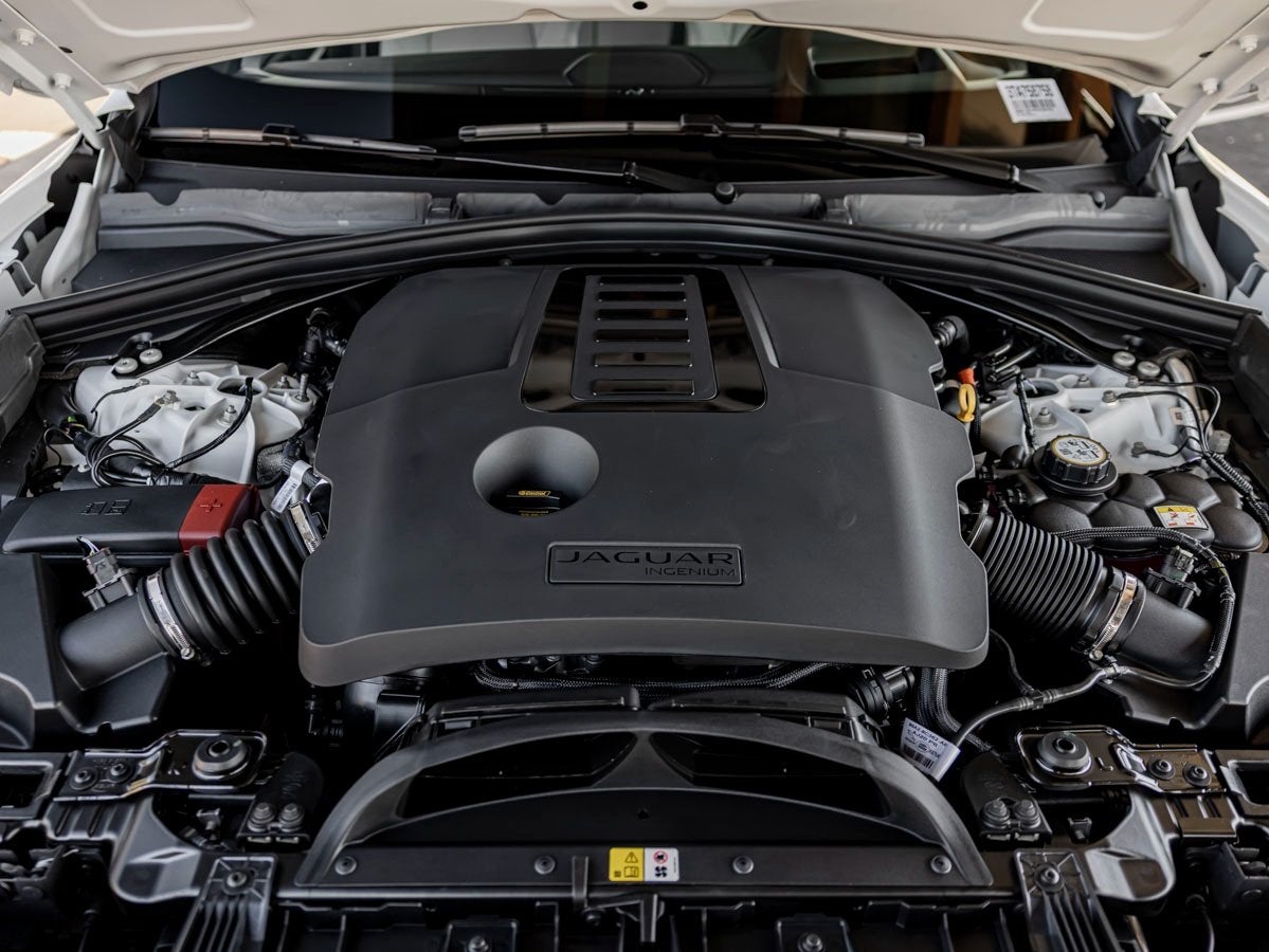 2026 Jaguar F-PACE P400 R-Dynamic S