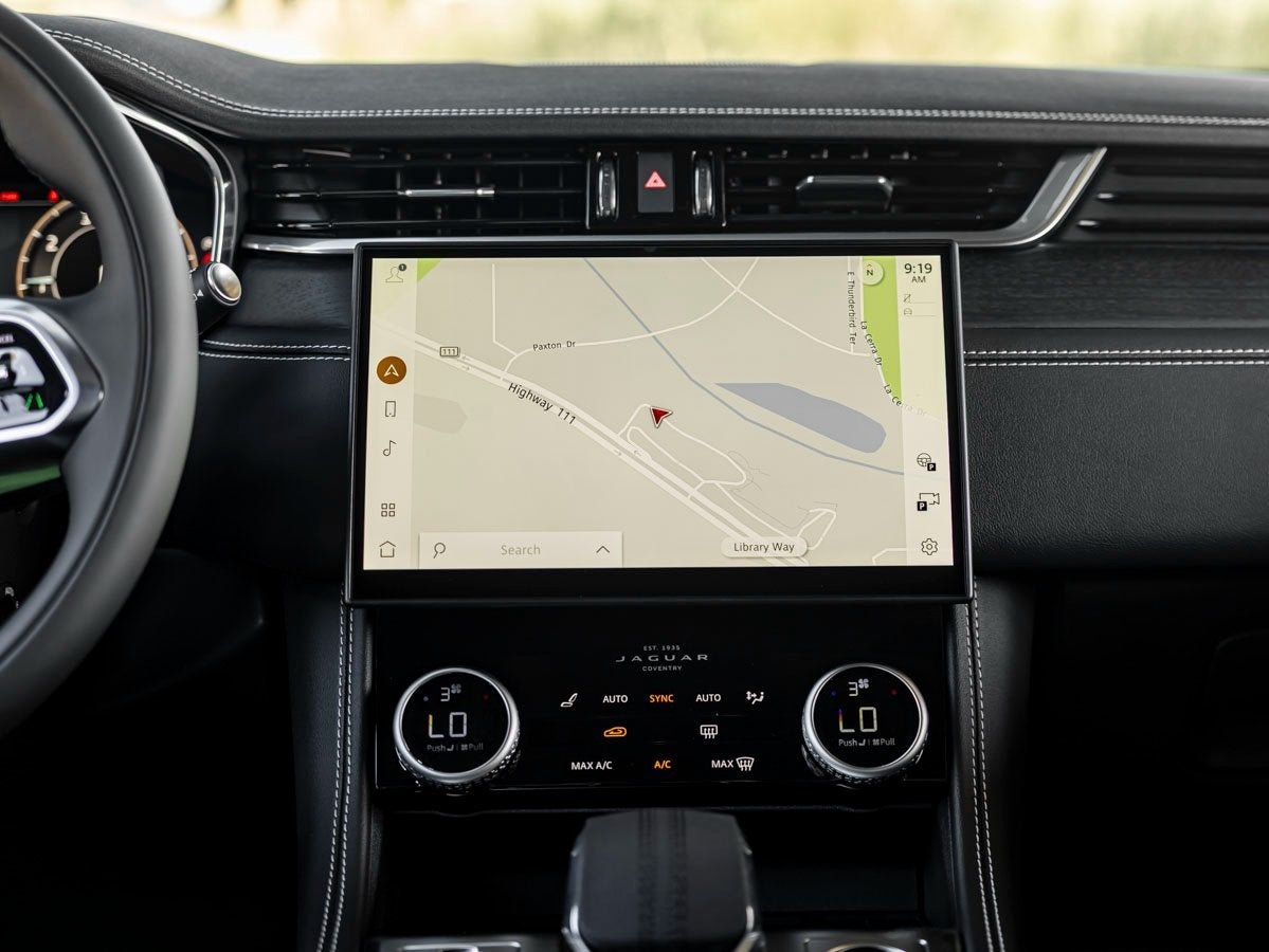 2026 Jaguar F-PACE P400 R-Dynamic S